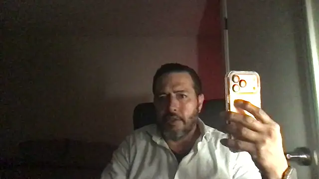 ezrah23 online show from April 2026 01:56:01 PM