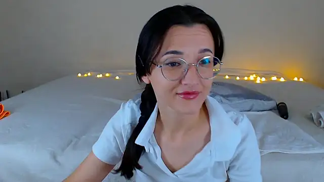 Snapshot of Dorotty_ chatting on November 2025 02:14:01 AM Dorotty online show from November 2025 02:14:01 AM