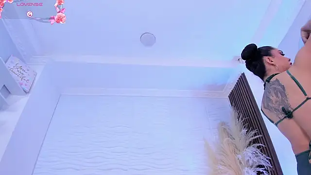 Snapshot of AudreyHayworth chatting on December 2025 11:59:01 AM AudreyHayworth online show from December 2025 11:59:01 AM