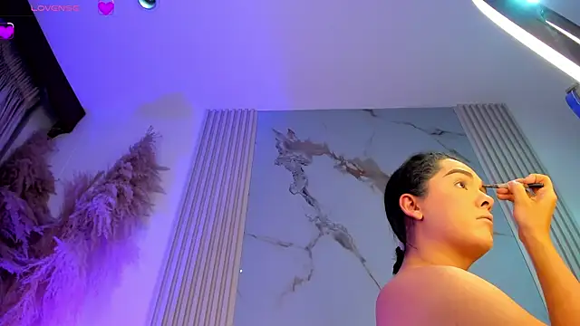 Snapshot of AudreyHayworth chatting on June 2026 05:46:01 AM AudreyHayworth online show from June 2026 05:46:01 AM
