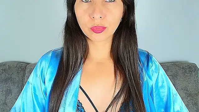 alana pink95 online show from November 2025 10:41:02 AM