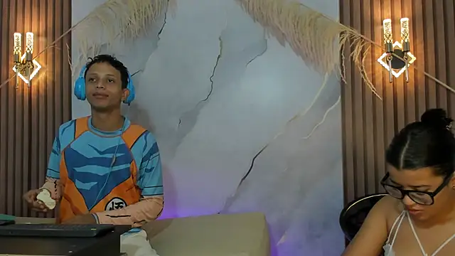 DamianandEva online show from May 2026 12:56:02 PM
