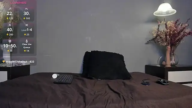 Kripta132 online show from November 2025 12:23:02 PM