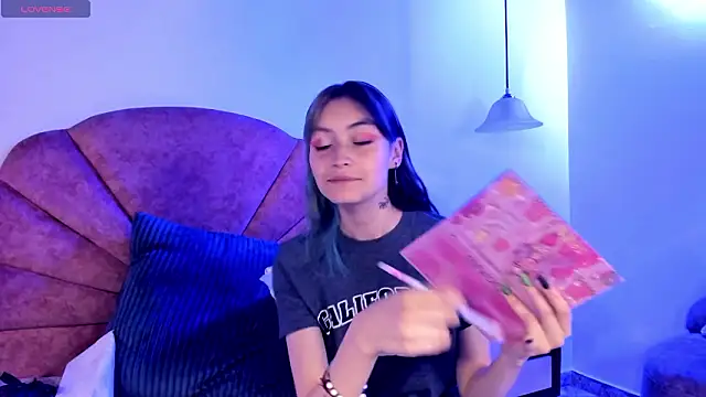 Kripta132 online show from February 2026 12:11:01 PM