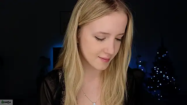 Snapshot of adele_armass chatting on January 2026 08:57:02 PM adele armass online show from January 2026 08:57:02 PM