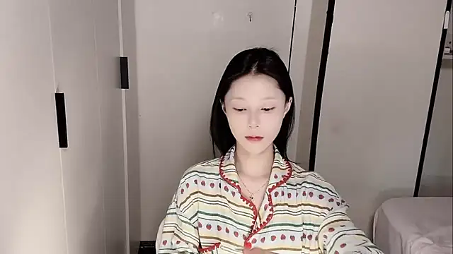 yuyu-33 online show from May 2026 04:07:01 AM