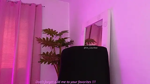 BabyLauritaa online show from April 2026 06:02:01 PM