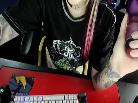 Snapshot of Yummy_dark chatting on November 2025 06:14:01 AM Yummy dark online show from November 2025 06:14:01 AM