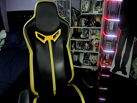 Snapshot of Yummy_dark chatting on November 2025 08:19:02 PM Yummy dark online show from November 2025 08:19:02 PM