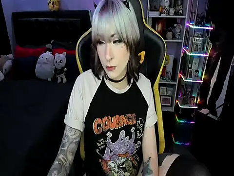 Snapshot of Yummy_dark chatting on January 2026 10:15:02 PM Yummy dark online show from January 2026 10:15:02 PM