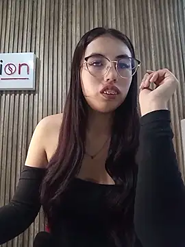 Valk submissive online show from May 2026 04:42:02 AM