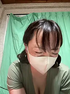 Snapshot of miu___mf chatting on January 2026 02:30:01 PM miu mf online show from January 2026 02:30:01 PM