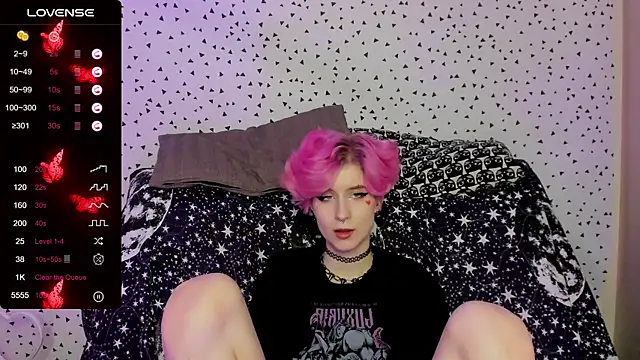 Angel Julles online show from February 2026 05:26:02 AM