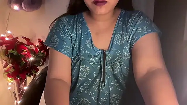 Snapshot of Shilpa_7 chatting on February 2026 12:01:01 PM Shilpa 7 online show from February 2026 12:01:01 PM