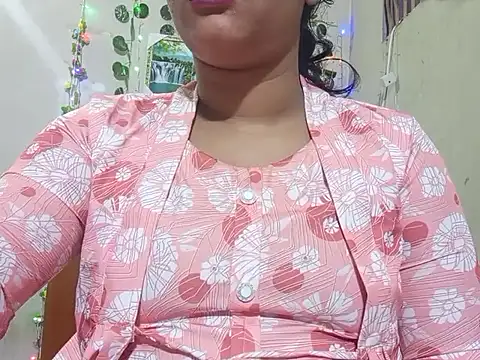 Nancy queen001 online show from November 2025 05:45:02 PM