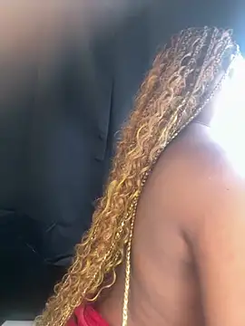 MadameMuse online show from April 2026 08:43:02 PM