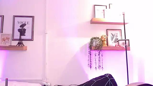 Madisonkay online show from March 2026 07:14:01 PM