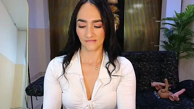 malen fitnessmilf online show from February 2026 01:11:01 PM