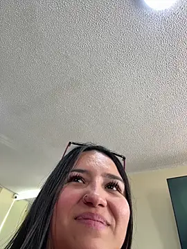 Samantha firee online show from April 2026 05:30:01 PM