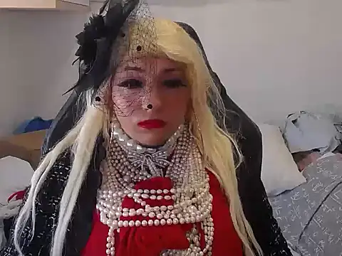 VanesaCrossic online show from May 2026 10:08:02 AM