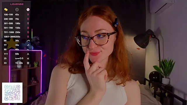 CloraGravel online show from November 2025 04:13:02 AM