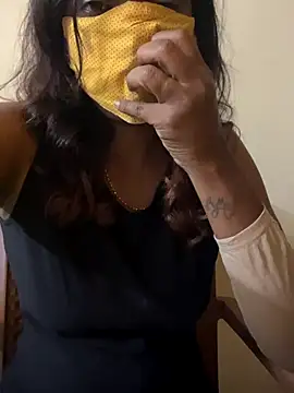 Snapshot of Queen-dhivya chatting on November 2025 12:15:02 PM Queen-dhivya online show from November 2025 12:15:02 PM