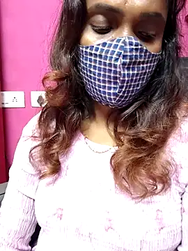 Snapshot of Queen-dhivya chatting on December 2025 05:54:02 PM Queen-dhivya online show from December 2025 05:54:02 PM