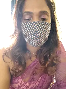 Snapshot of Queen-dhivya chatting on December 2025 06:33:02 AM Queen-dhivya online show from December 2025 06:33:02 AM