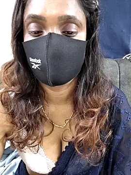 Snapshot of Queen-dhivya chatting on December 2025 12:27:02 AM Queen-dhivya online show from December 2025 12:27:02 AM