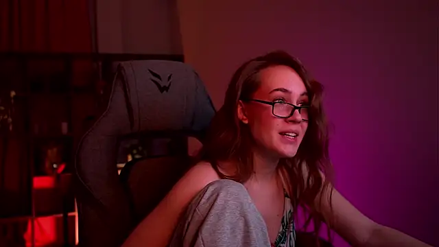 Snapshot of ElinVale chatting on January 2026 05:27:02 PM ElinVale online show from January 2026 05:27:02 PM