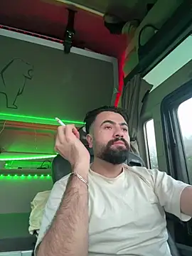 JanSy0 online show from April 2026 04:19:01 AM