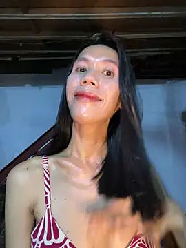 bellaUtops online show from May 2026 05:30:02 PM