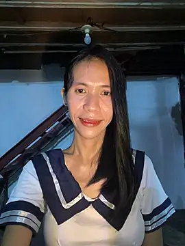 bellaUtops online show from June 2026 03:17:01 PM