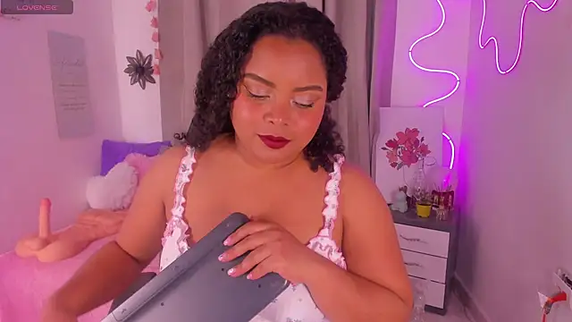 alanaa gomezz online show from January 2026 08:14:01 PM