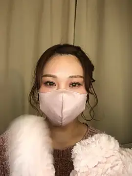 Snapshot of reika33 chatting on November 2025 10:20:01 AM reika33 online show from November 2025 10:20:01 AM