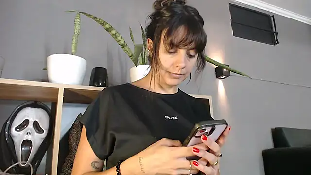 Snapshot of mickystrumia23 chatting on February 2026 07:08:02 PM mickystrumia23 online show from February 2026 07:08:02 PM