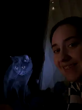 Snapshot of ShadowEve chatting on November 2025 02:40:02 PM ShadowEve online show from November 2025 02:40:02 PM