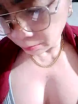 small-house123 online show from January 2026 12:38:02 AM