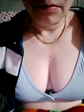 small-house123 online show from February 2026 12:31:02 AM