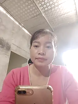 Kiuwi-omao online show from November 2025 07:22:01 AM