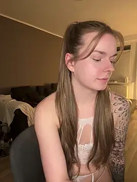 LisaFreierxx online show from February 2026 09:08:01 PM