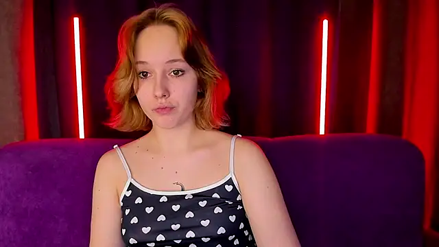 Snapshot of RikkiChoco chatting on February 2026 08:19:01 AM RikkiChoco online show from February 2026 08:19:01 AM