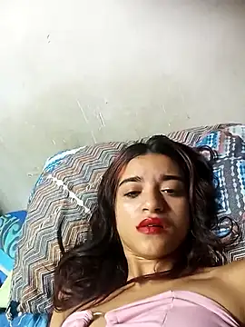 Skarlteth taylor online show from November 2025 02:06:01 PM