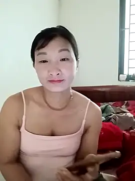 Snapshot of wees-lind chatting on December 2025 04:07:01 AM wees-lind online show from December 2025 04:07:01 AM