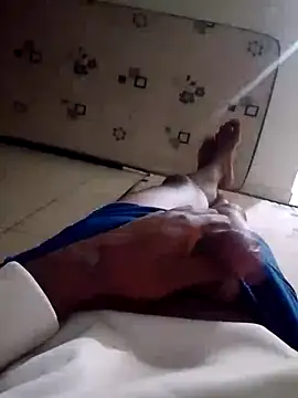 moreninho564 online show from November 2025 10:19:02 PM