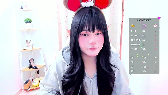 Snapshot of Omorimori chatting on November 2025 02:54:01 PM Omorimori online show from November 2025 02:54:01 PM