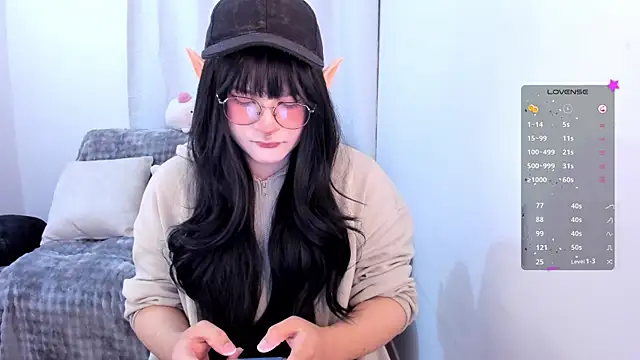 Snapshot of Omorimori chatting on December 2025 02:33:01 PM Omorimori online show from December 2025 02:33:01 PM