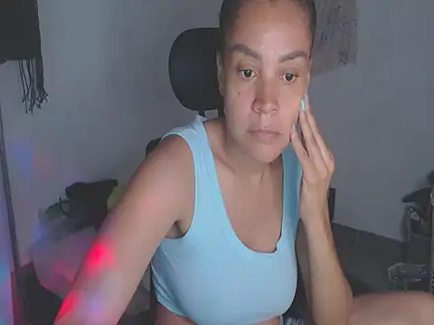 shayna cute online show from May 2026 03:47:02 AM