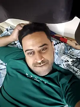 Snapshot of ITZ_GURU chatting on November 2025 10:04:01 AM ITZ GURU online show from November 2025 10:04:01 AM