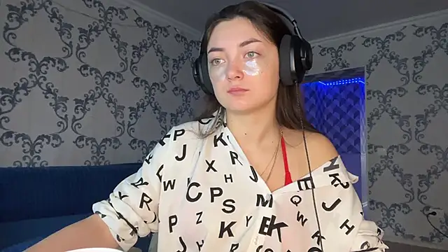 TwotyBright online show from January 2026 06:07:02 AM